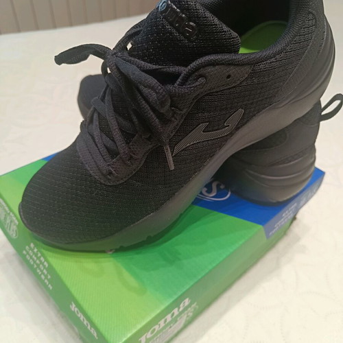 Joma women's sneakers new, size 39, black