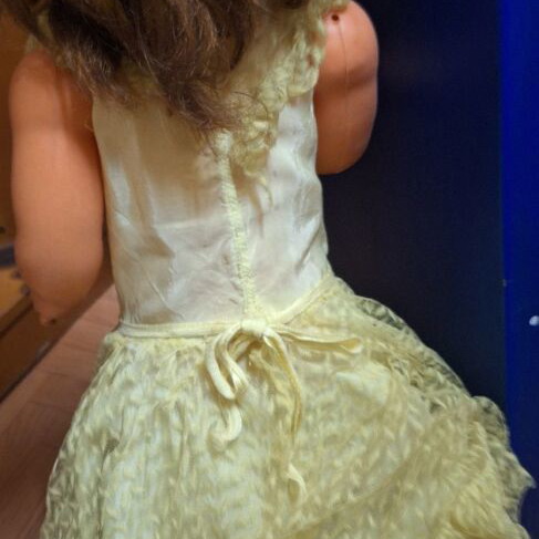 Dolls used, pack