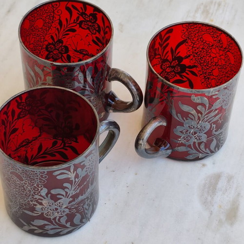 Red glass cups with hunting motif and carved scenes, silver, set of 3 used