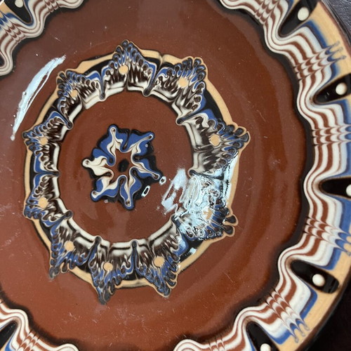 Vintage ceramic hanging plate Troyan pottery like new, 22cm