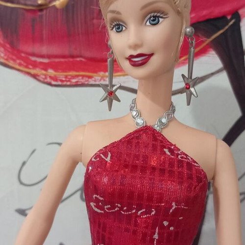 Iconic Y2K Millennium: Collectible Barbie Collector Edition 2000