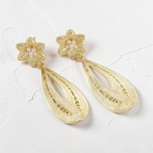 Drop earrings new, gold tone, hypoallergenic brass