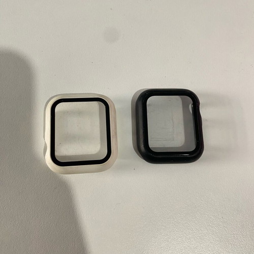 Apple Watch serier 5 40 mm straps and screen protectors like new