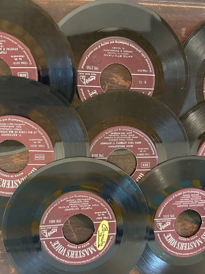 Βυνίλια 45rpm μεταχειρισμένα, πακέτο 8 τεμαχίων His Master’s Voice