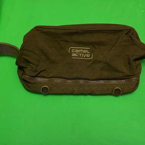 Camel Active green travel toiletry bag like new