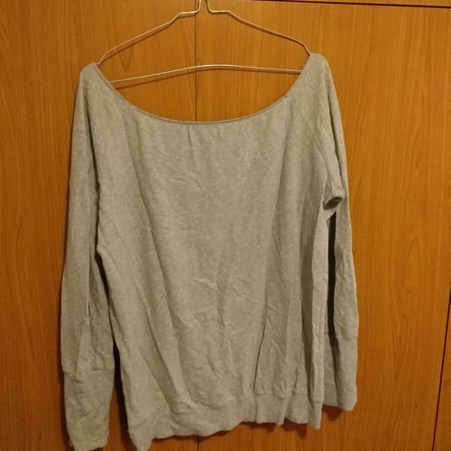 Blouse like new, never worn