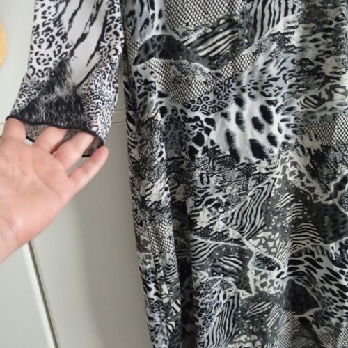 Dress leopard pattern black and white XL like new