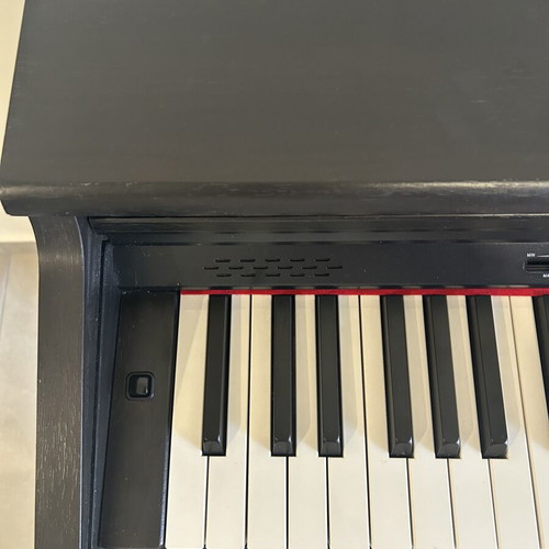 Electric piano like new