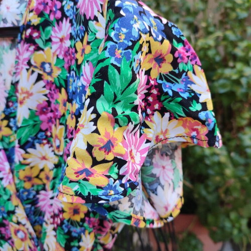 Red Queen Floral Dress size S, new, 50% viscose 50% cotton