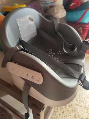 Baby feeding seats used, good condition