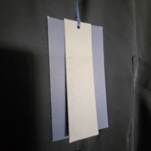 Πουκαμίσα Zara μαύρη μακριά Medium καινούργια με σκίσιμο στο πλάι