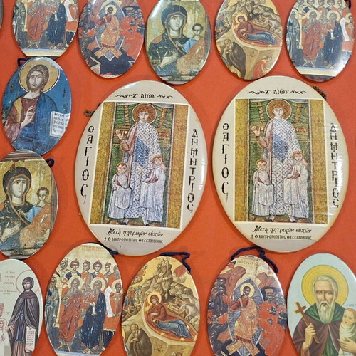 Religious icons like new, pack of 25 pieces