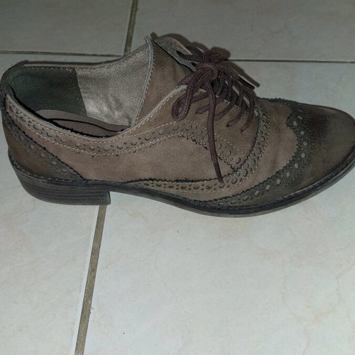 Marco Tozzi women's oxford shoes brown like new
