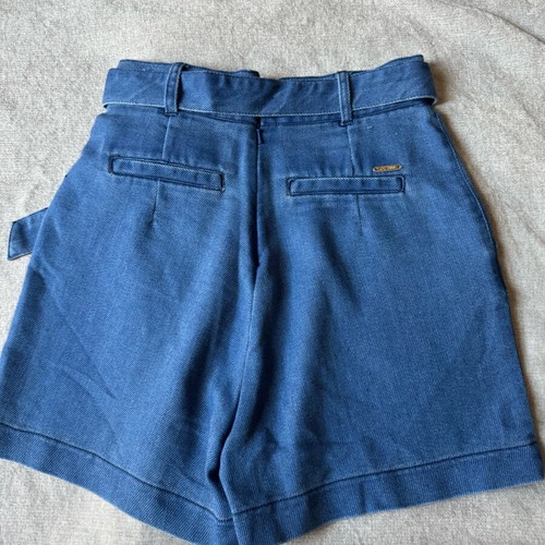 Guess high-waisted denim shorts new, blue with belt
