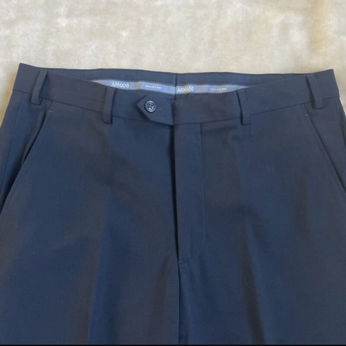 Armani Collezioni men's black suit No 50 like new