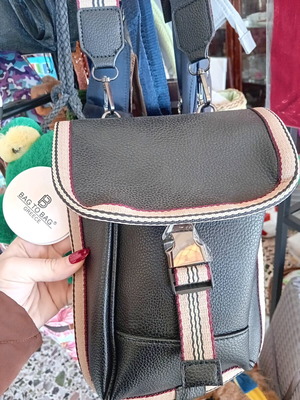 Bag to Bag crossbody bag new, comfortable branded