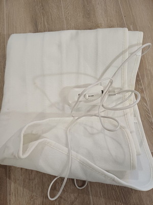 Electric blanket single used