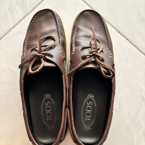 Tod's Marlin Hyannisport men's shoes size 8 like new, brown-white