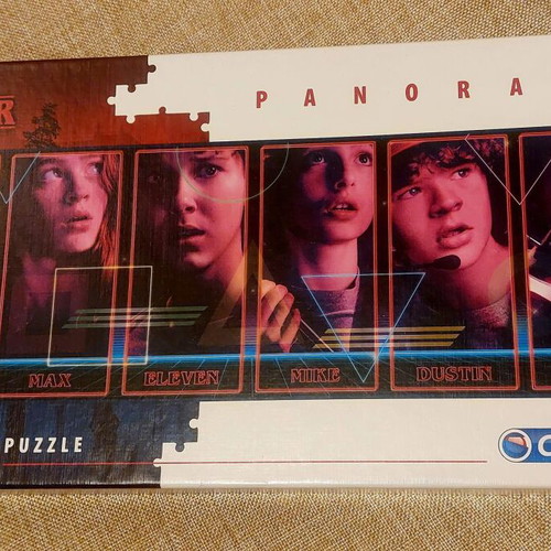 Stranger Things puzzle 1000 pieces like new