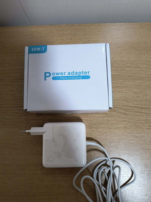 Mac Book Pro 60W T-Shaped Magnetic Charger Adapter New
