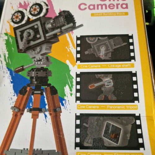 Cine Camera building blocks new, 593 pieces
