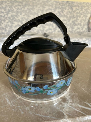 Fissler Blue Dream teapot like new