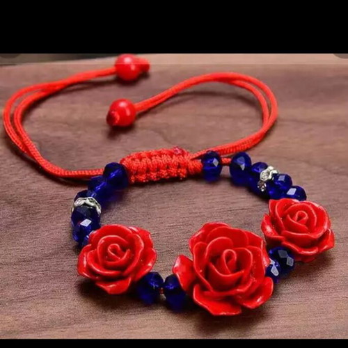 Bracelet The Red Flowers new with blue beads and red flowers