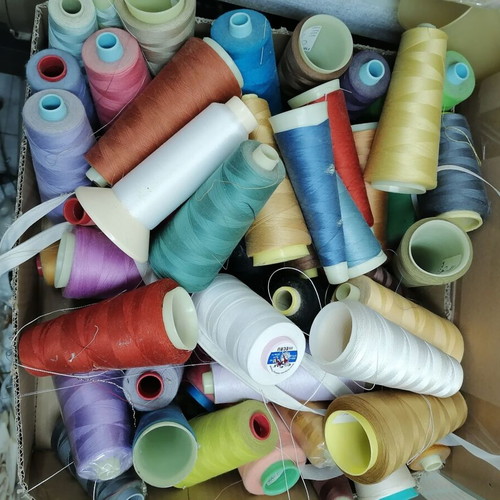 Threads like new, pack of 100 pieces
