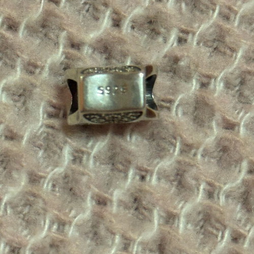 Charm silver 925 like new
