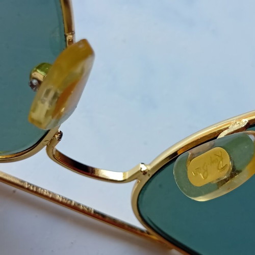 Ray Ban sunglasses used, gold