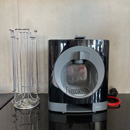 Krups Dolce Gusto Oblo coffee maker like new with metal capsule holder