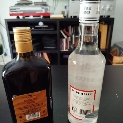 Amaretto Venice and Sambuca Imperiale liqueurs sealed, 20 years old