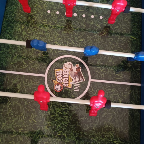 Foosball table like new, 65 × 56 cm