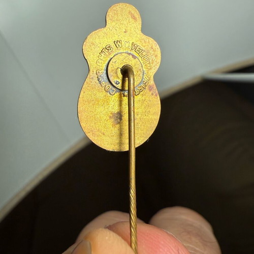 The Beatles vintage stick pin used, 1960s official memorabilia