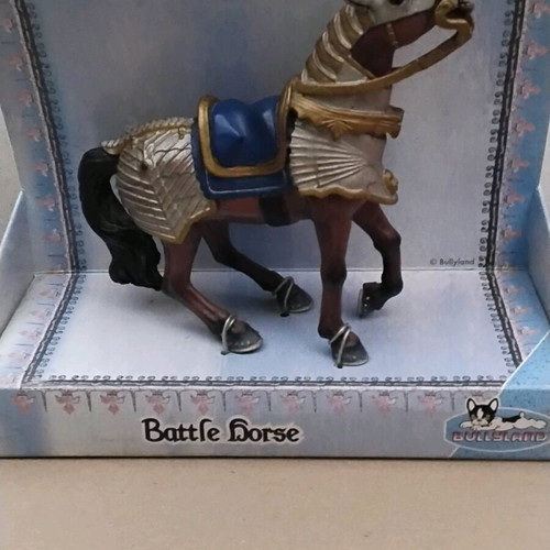Bullyland Battle Horse figure new