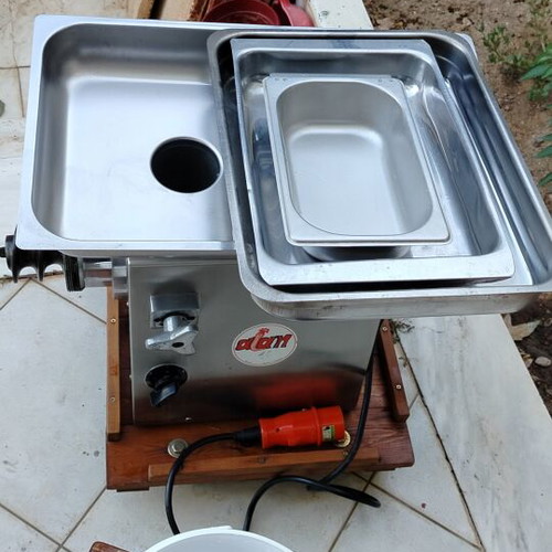 Meat grinder, three-phase power