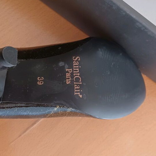 Saint Clair leather pumps new, black with bronze veins, 10 cm heel