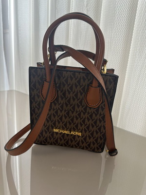 Τσάντα Michael Kors χιαστί σαν καινούργια, καφέ