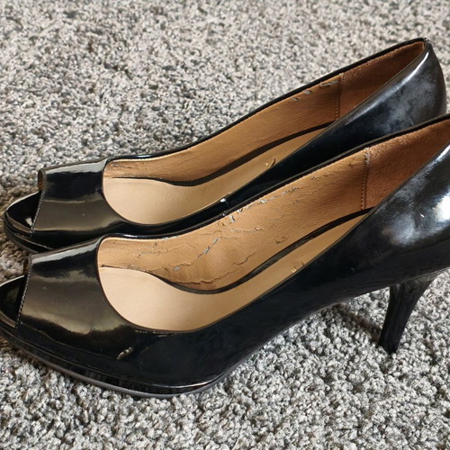 Zara black patent leather peep-toe pumps used, size 36