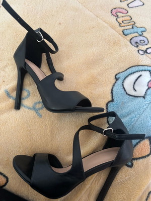 High heels pumps black used, size 39