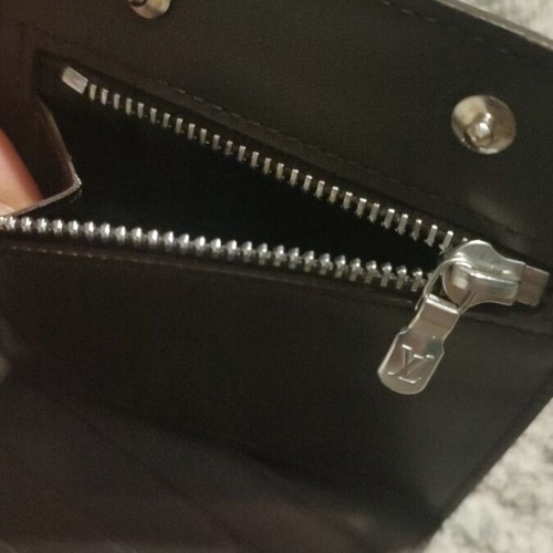 Louis Vuitton Monogram Glacé wallet like new, vintage brown and black