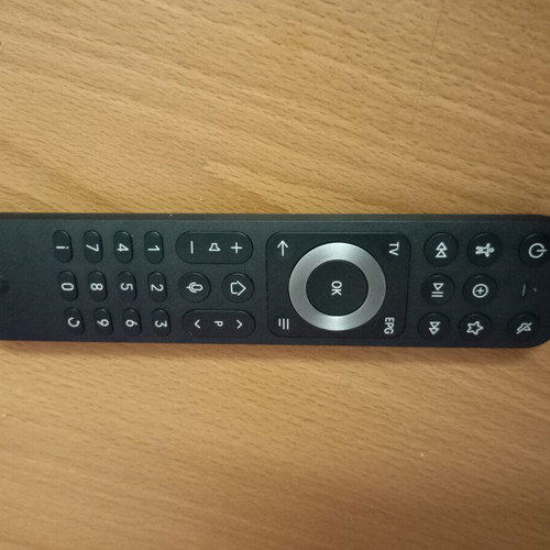 Cosmote Android TV box remote control like new