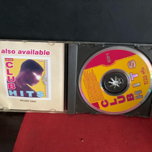 Club Hits 1 CD used, electronic