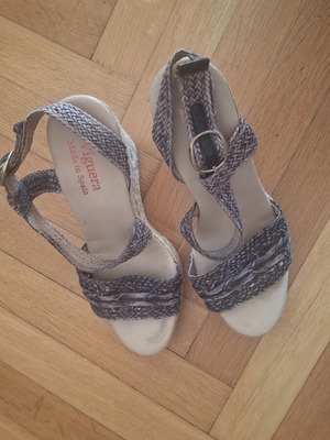 Spanish leather platform sandals size 39, like new, blue woven leather