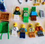 LEGO Minecraft, Spider-Man, City minifigures and accessories set