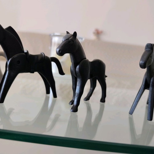 Playmobil Lyra horses like new, collectible set of 8