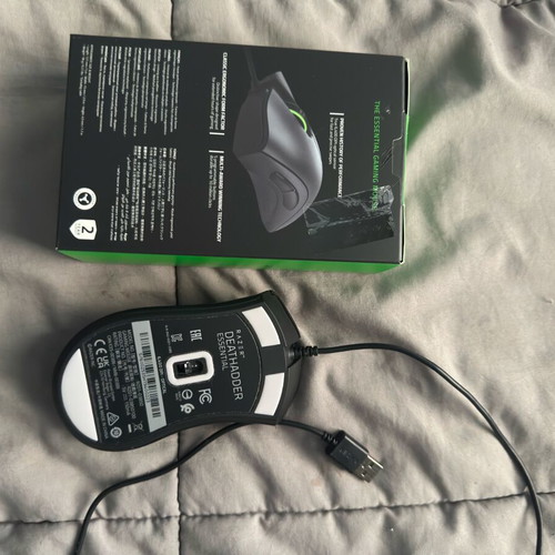 Razer DeathAdder Essential mouse in excellent condition