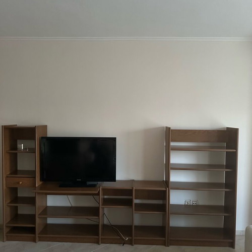 Έπιπλο τηλεόρασης με βιβλιοθήκη σαν καινούργιο