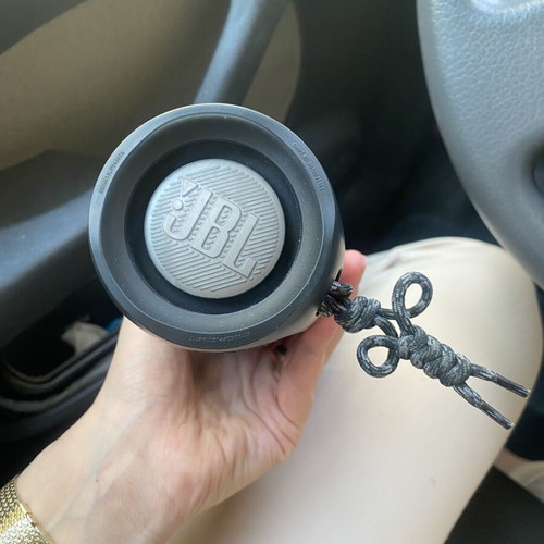 JBL Flip 5 Waterproof Bluetooth Speaker like new, 20W, 12h battery