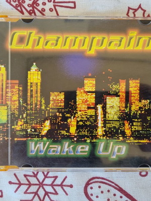 Champain Wake Up CD Maxi-Single like new, electronic